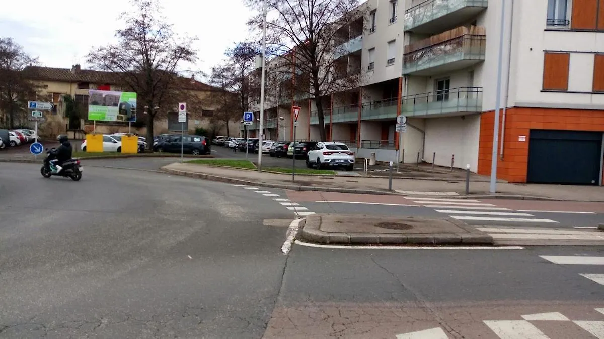 Air-Conditioned 2 Bedroom Duplex Apartment 5 People Villefranche-sur-Saône 0*,